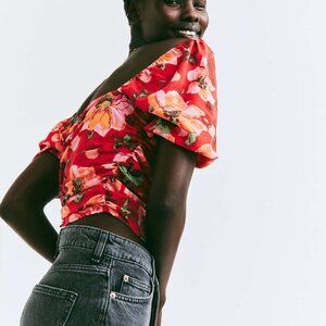 H&M Red Floral Crop Blouse